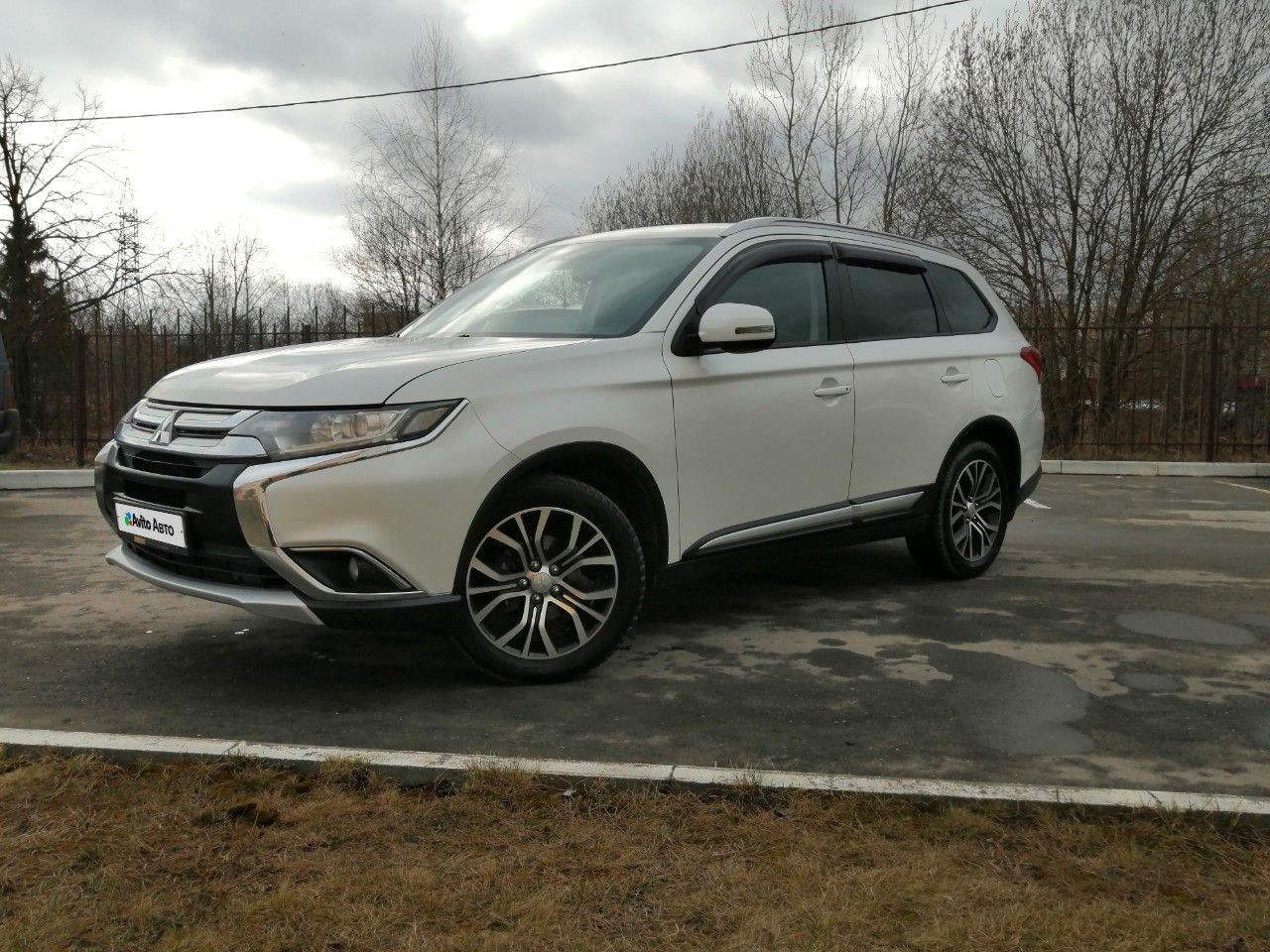 Mitsubishi Outlander: фото владельца