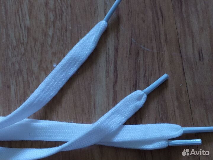 Шнурки новые для обуви белые и черные 4 пары