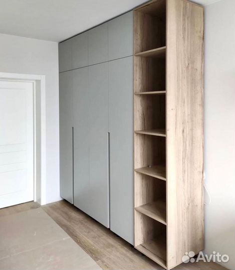 Современный шкаф