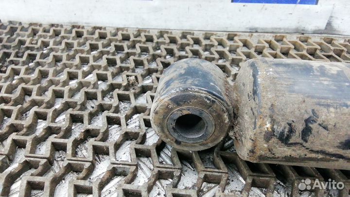 Амортизатор задней балки на Ситроен Джампер 3