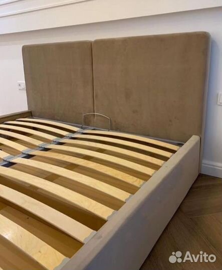 Кровати двуспальные в наличии и на заказ