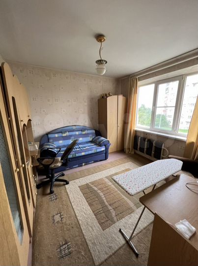 4-к. квартира, 71 м², 3/10 эт.