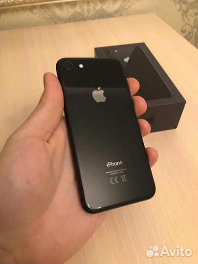 iPhone 8, 64 ГБ