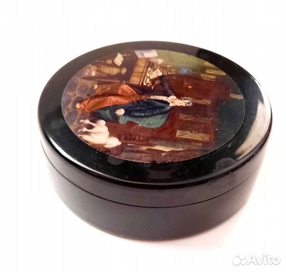 Шкатулка лакированная 