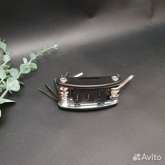 Компактный набор для ремонта велосипеда / нов