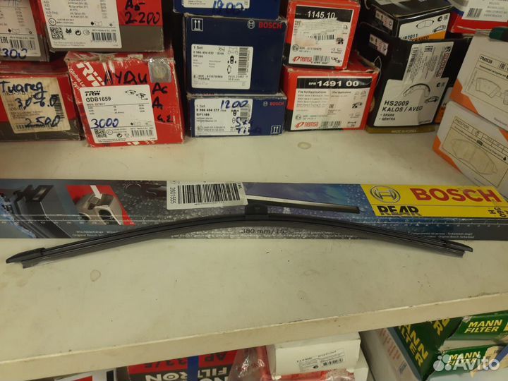 Щетка стеклоочистителя задняя VW Touareg 10/Q7 15