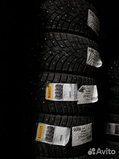 Pirelli Scorpion Ice Zero 2 225/40 R18