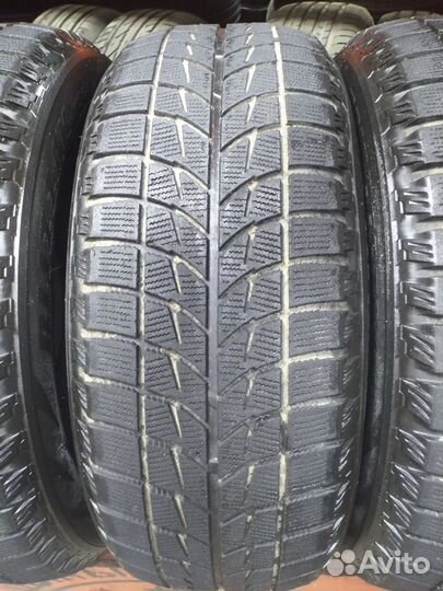 Bridgestone Blizzak WS-60 215/60 R16