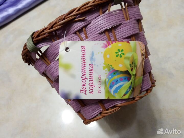 Панно из камня, корзинка плетёная