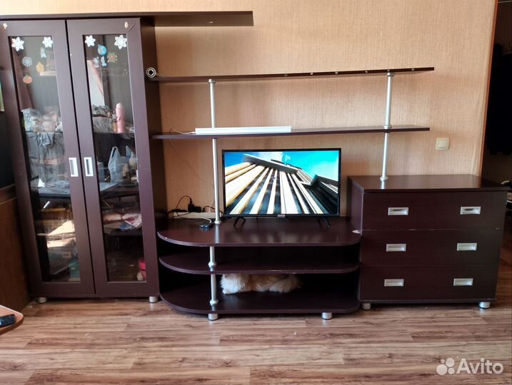 Стенка в гостиную