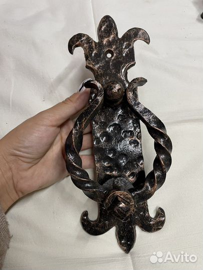 Дверные ручки