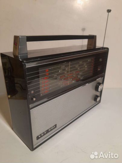 Радиоприемник. .VEF 201