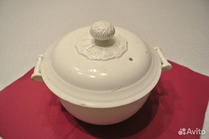 Старинная супница,солонка,пепельницы,карандашница