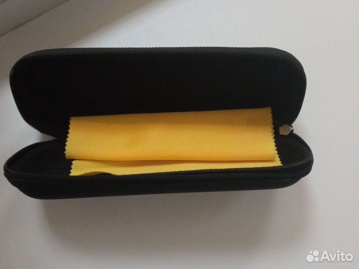 Футляр для очков