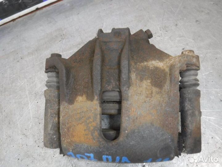 Суппорт передний левый Peugeot 207 ET3J4 2008