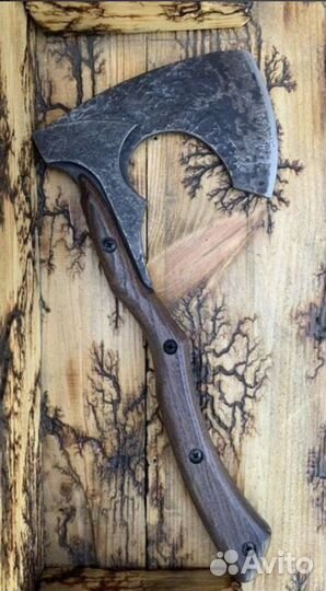 Топор цельнометаллический 34 см длинна