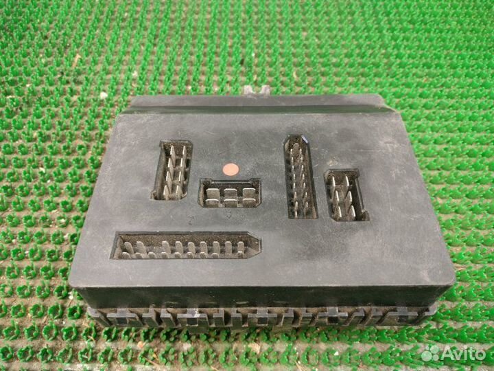 Блок предохранителей Chevrolet Niva 2005