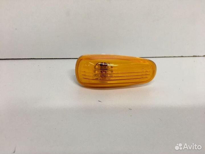 Повторитель на крыло LADA Kalina 1999-2013