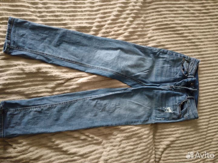 Джинсы женские