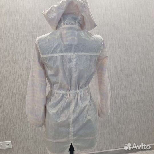 Ветровка для девочки