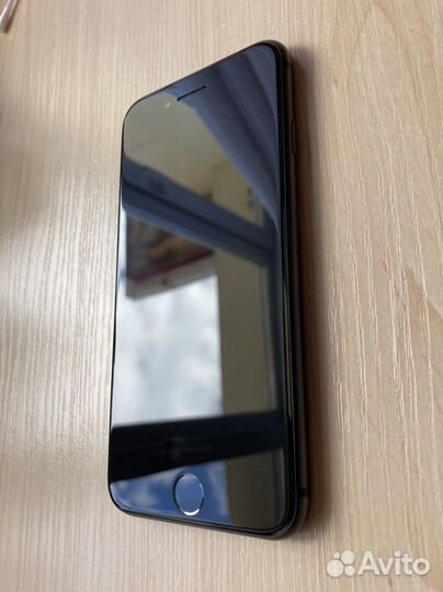 iPhone 8 64 гб