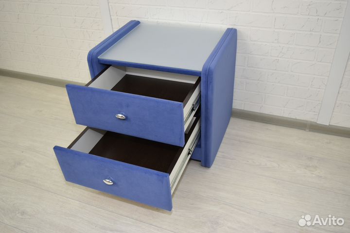 Тумба прикроватная