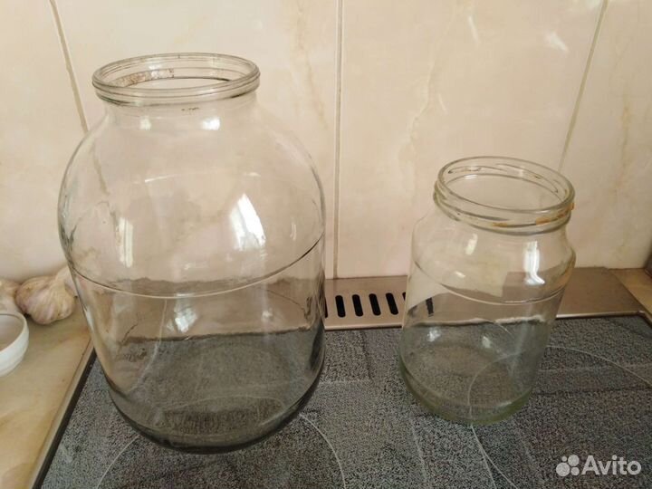Банка стеклянная