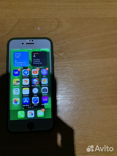 iPhone 7, 32 ГБ