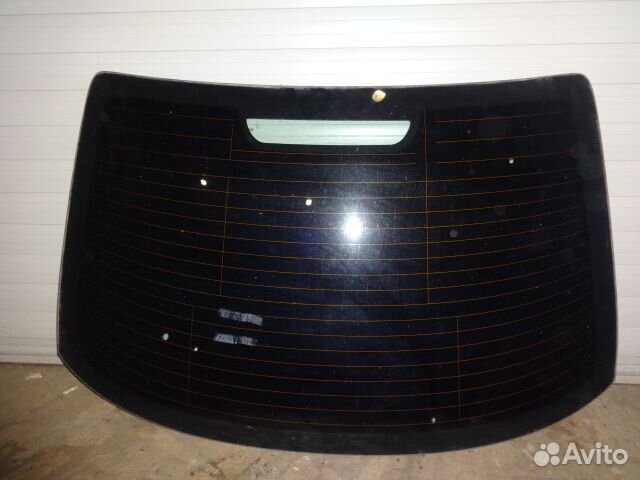 Задние стекло bmw e46