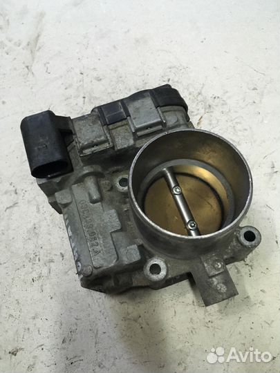 Дроссельная заслонка VW Touran 1.6fsi BLF