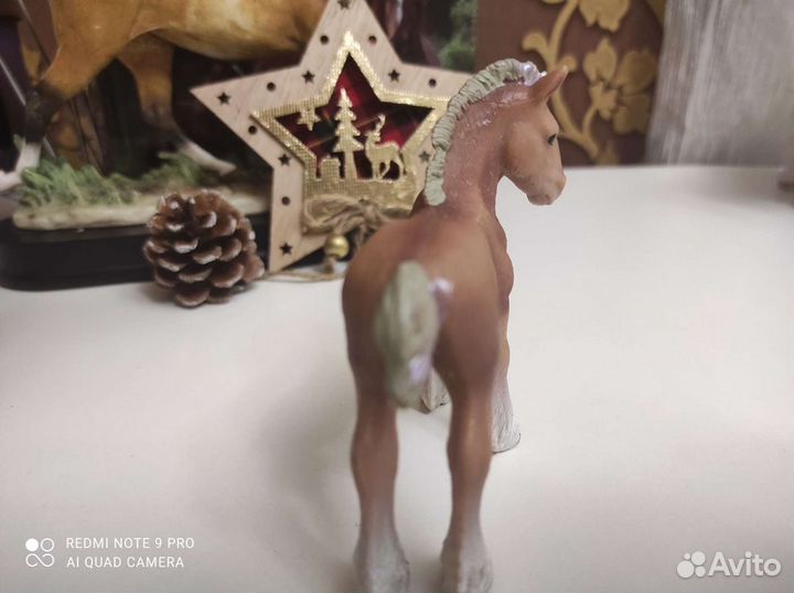 Жеребёнок фигурка