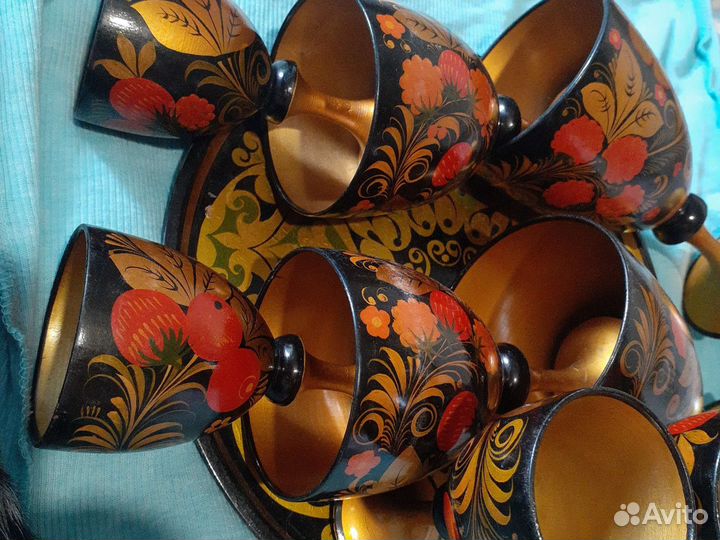 Поднос деревянный хохлома и рюмки