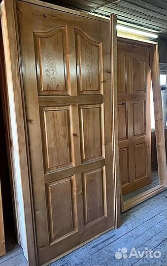 Двери межкомнатные массив