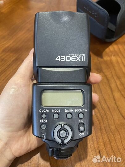 Вспышка Canon Speedlite 430EX II