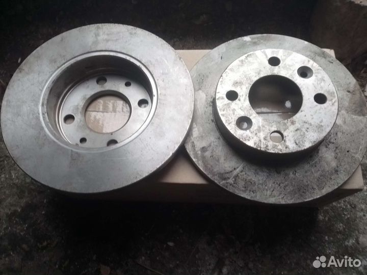 Тормозные диски передние Рено Логан bosch