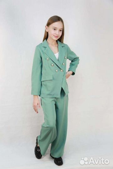 Костюмы новые брючные на 7-14 лет - 2 цвета