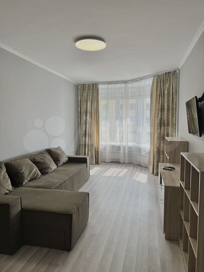2-к. квартира, 56 м², 14/16 эт.