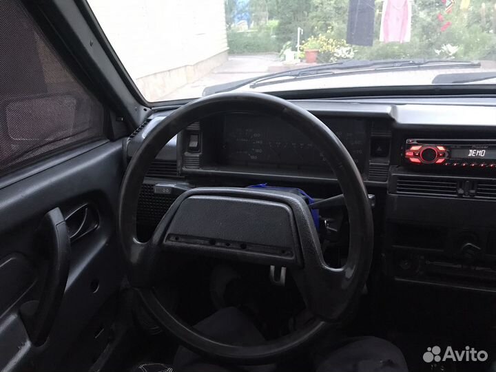 ВАЗ 2109 1.5 МТ, 2003, 100 000 км