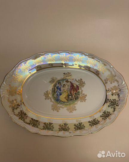 Блюдо овальное Мадонна