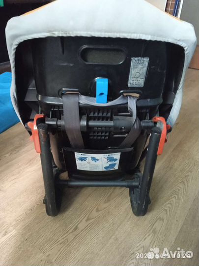 Автокресло chicco