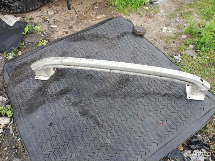 Усилитель бампера заднего Рено Меган 2