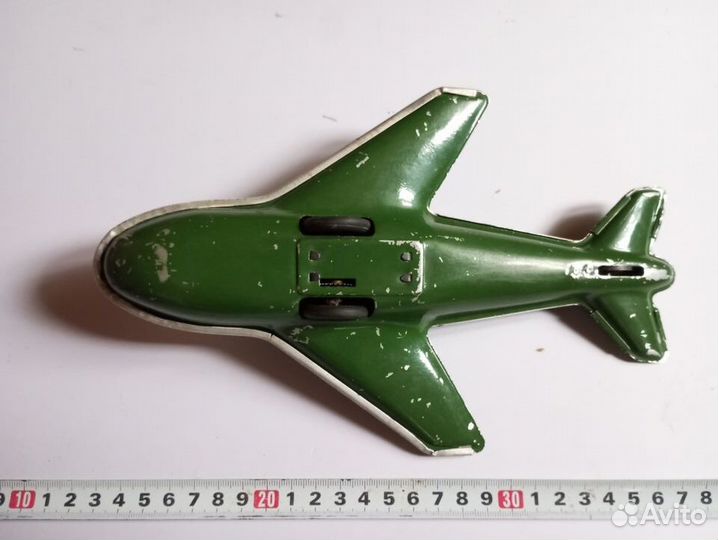 Самолет металлический инерционный СССР