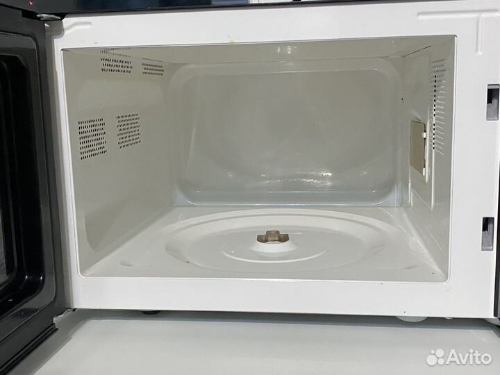 Микроволновка Hoover