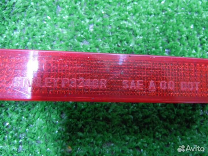 Отражатель бампера заднего правый Honda Accord 7