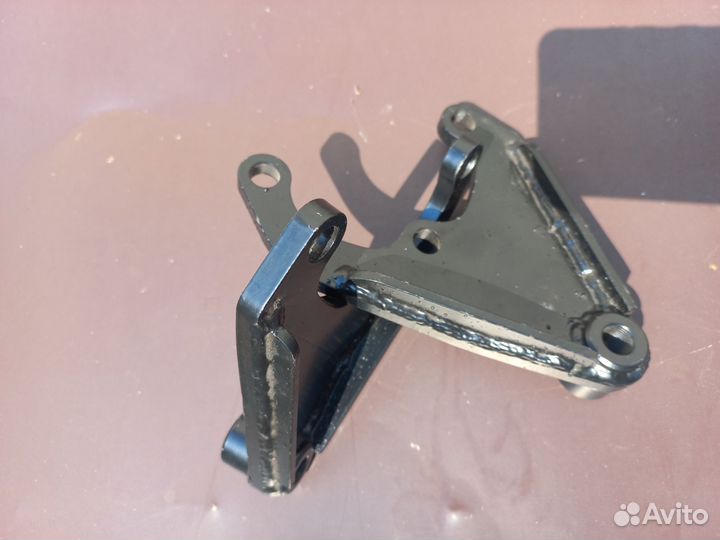 Кронштейны переноса амортизаторов на Ниву ваз 2121