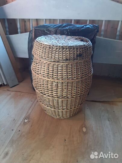 Корзина плетеная