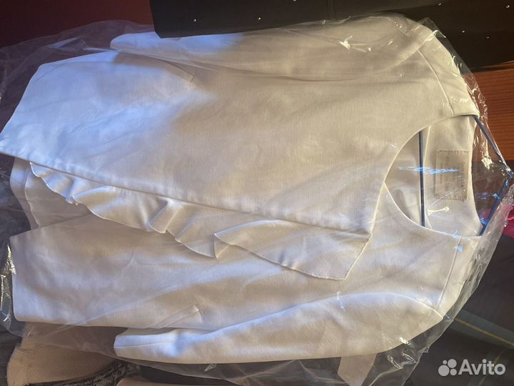 Много детских вещей