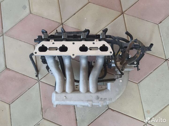 Kia Spectra впускной коллектор в сборе