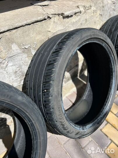 Matador MP 47 Hectorra 3 255/35 R19 97L