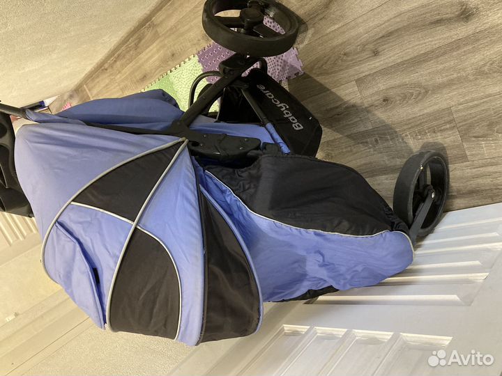 Прогулочная коляска